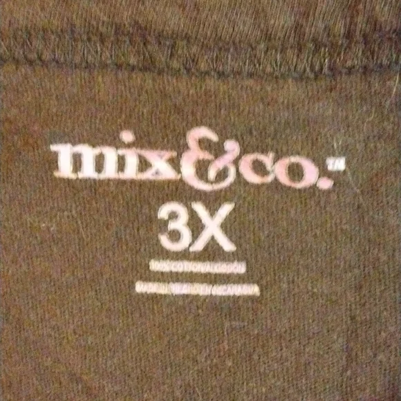 Bundle of 7 Long Sleeve Ladies Tees Sz. 3X - Picture 12 of 13